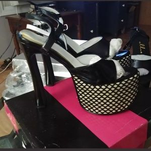 Ellie Shoes 656-Iris 6-1/2 inch Heels sz 9